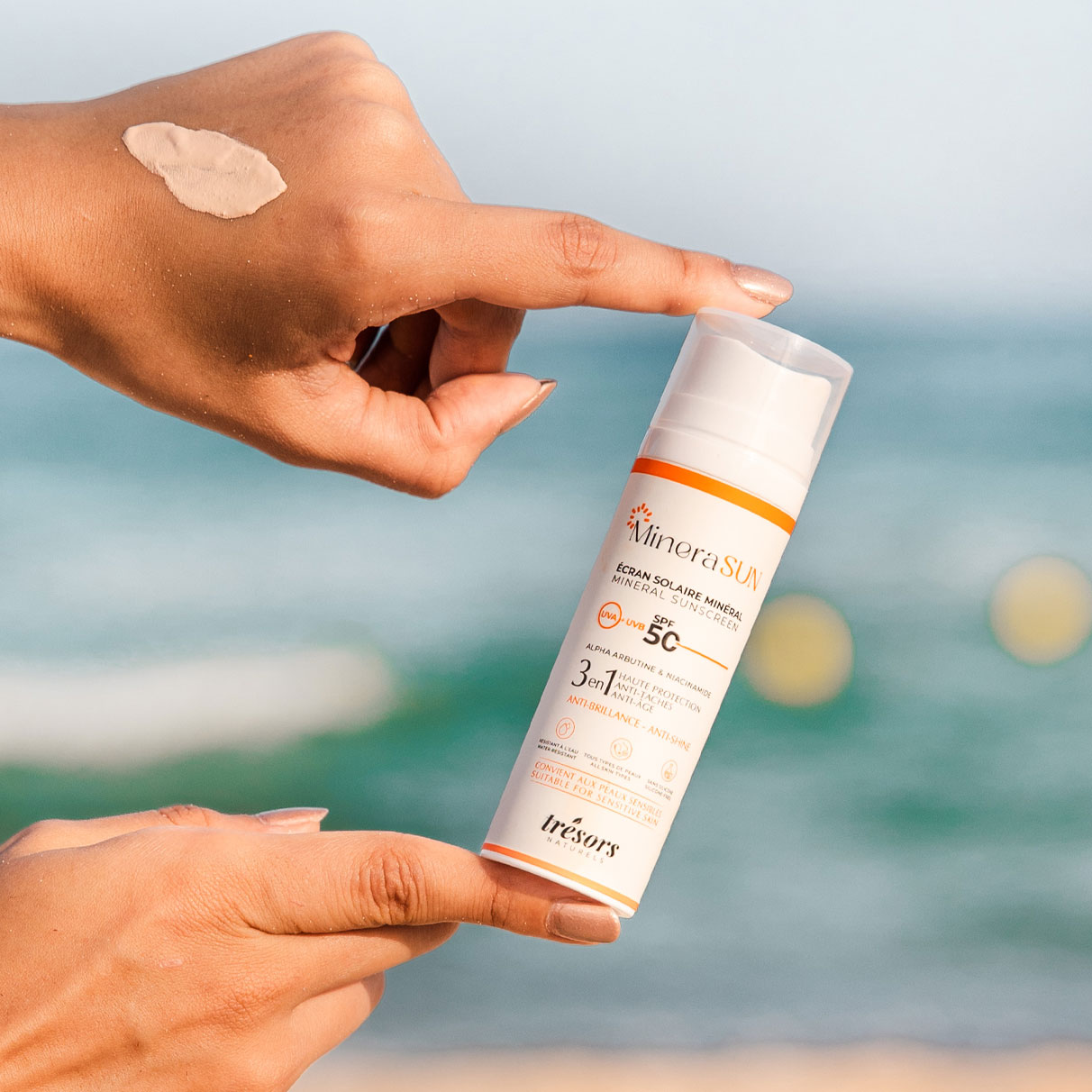 Écran solaire minéral MineraSUN SPF 50 teinté – Image 2